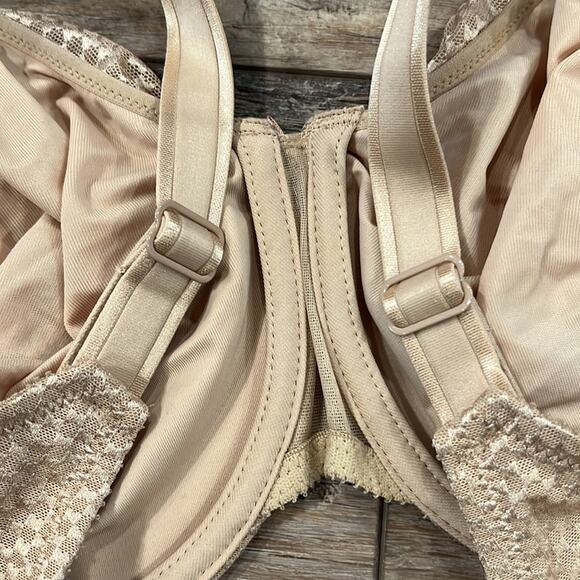 NWT CHANTELLE Magnifique Minimizer Embroidered Strap Bra 42D - Picture 7 of 11